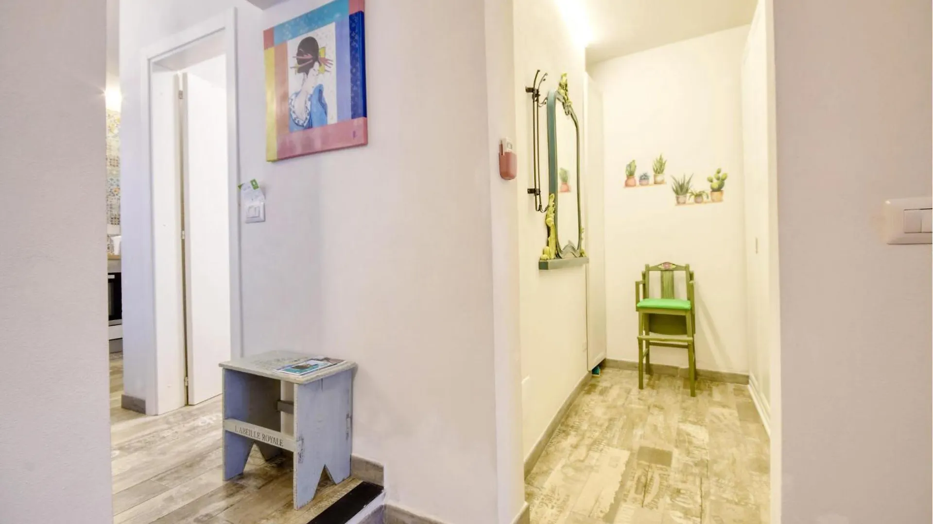 Lovely Apartment In Sori With Kitchen